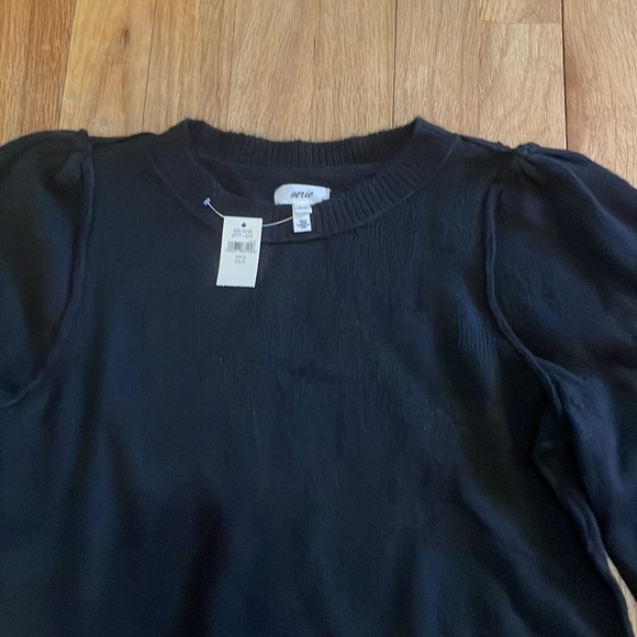 NWT AEO black distressed cropped sweater - Picture 3 of 5